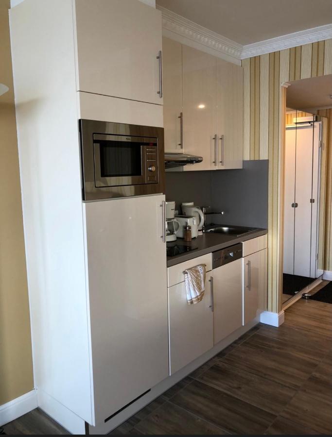 Tiffanys Ferienapartments In Der Privatresidenz Des Plaza Premium Hotel Timmendorfer Strand Luaran gambar